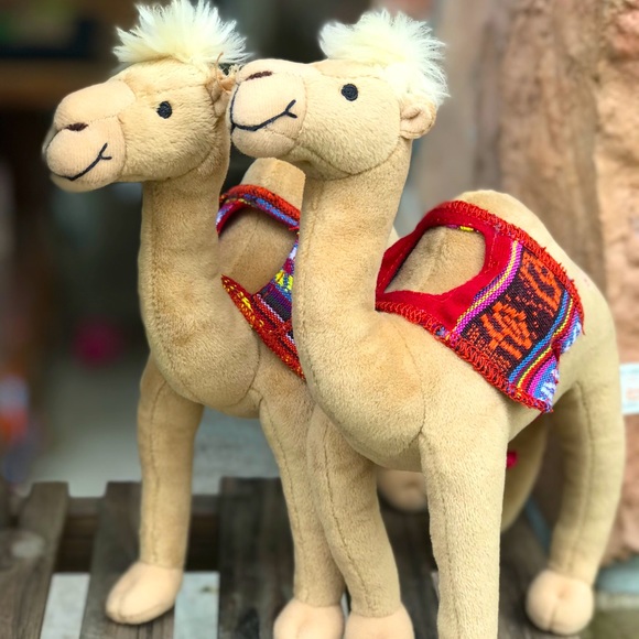 JGTC Other - Two Plush Camels From Dubai JGTC